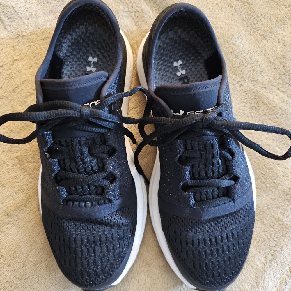 Womens shoes
